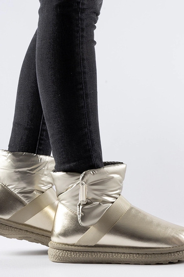 Black snowboots Arana