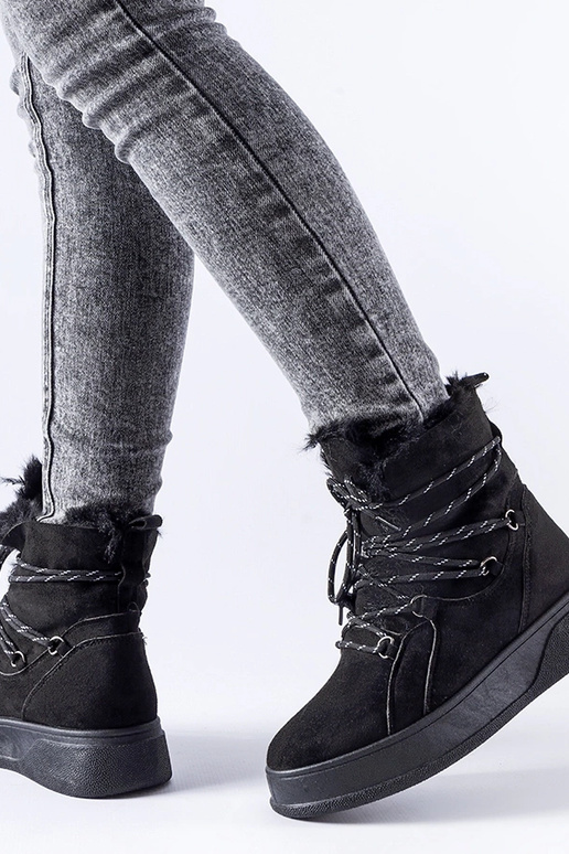 Black Kanga women's snow boots