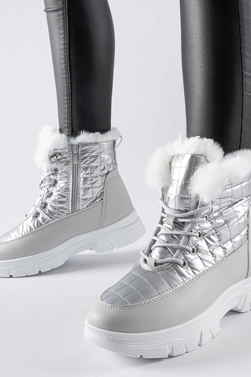 Beige boots Huff 2