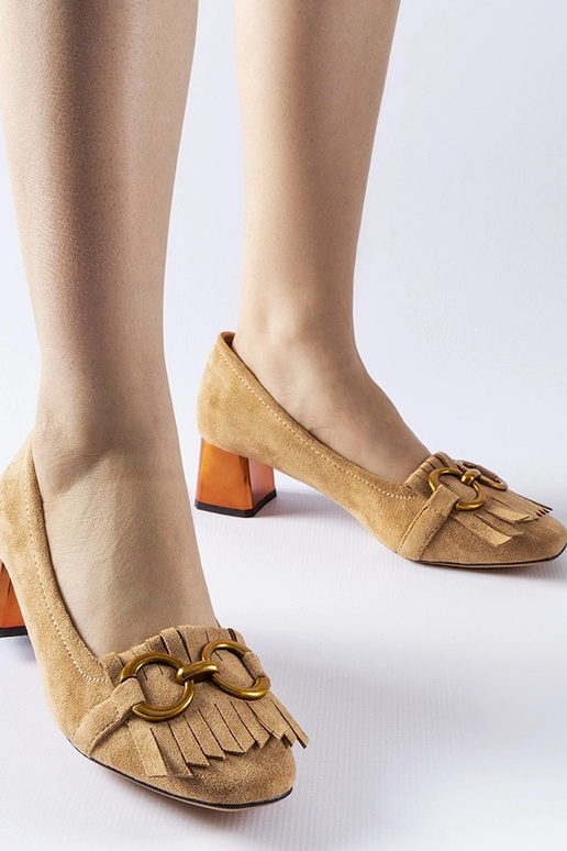 Beige high heel pumps Unos