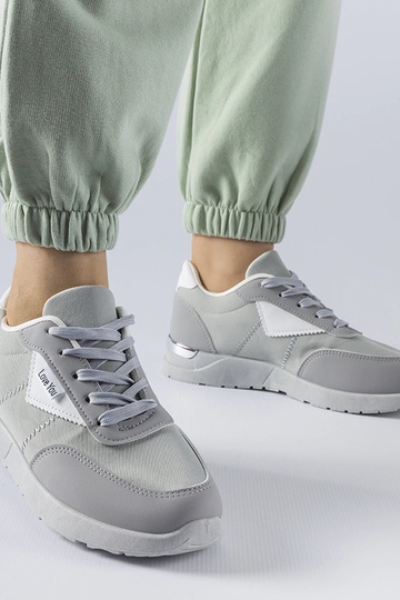 Szare materiałowe sneakersy Geraldino