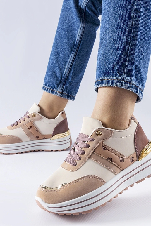 Różowo-beżowe buty na platformie...