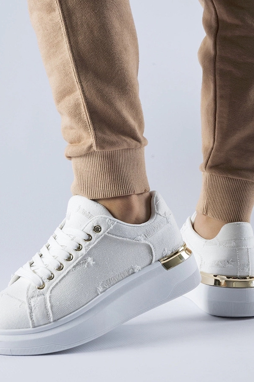 Białe sneakersy na platformie Ossona Białe sneakersy na platformie Ossona