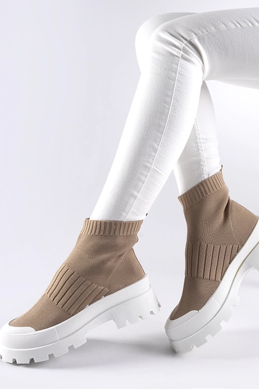 Brązowe sneakersy z elastyczną...