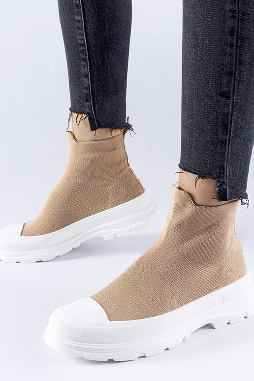 White trainers Justar