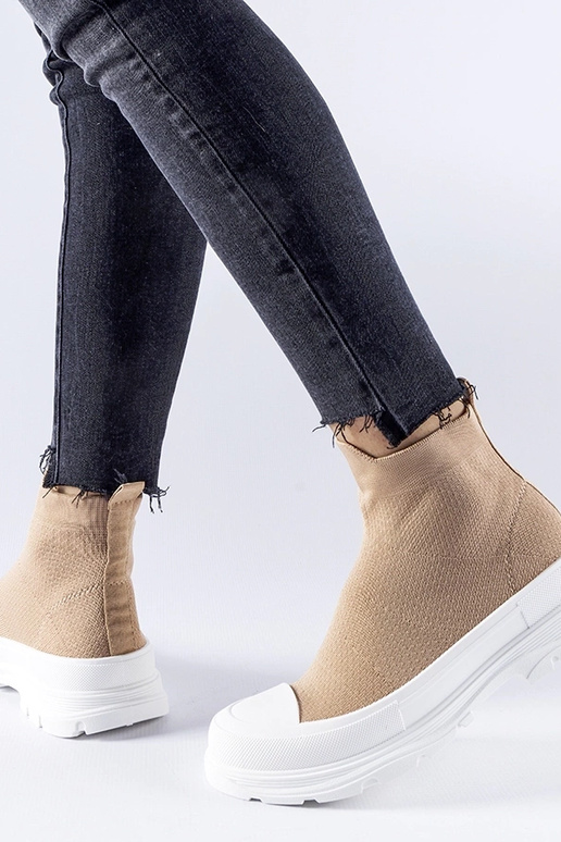 White trainers Justar