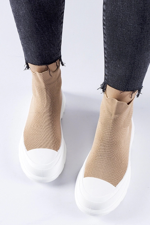 White trainers Justar