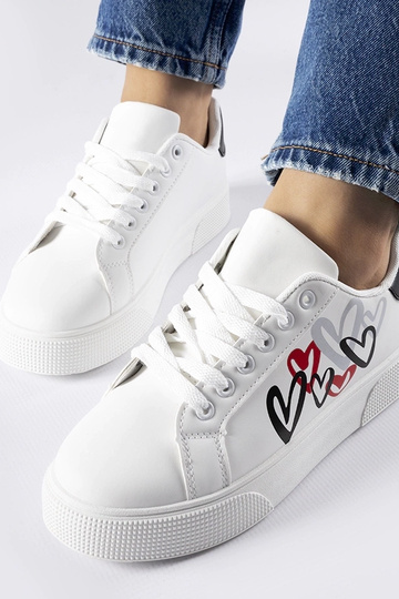 Białe sneakersy na...