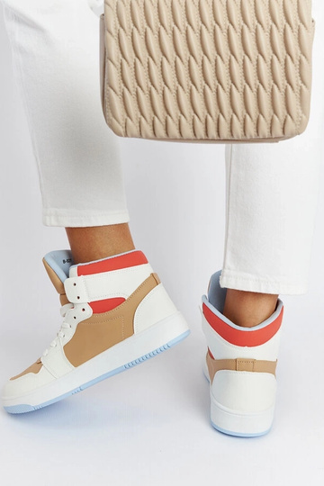 Biało-beżowe sneakersy za... 2