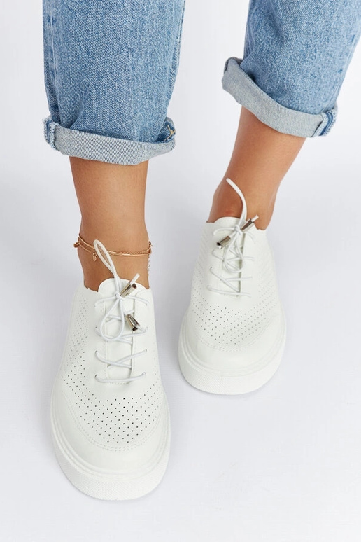 Białe perforowane tenisówki Laytonville