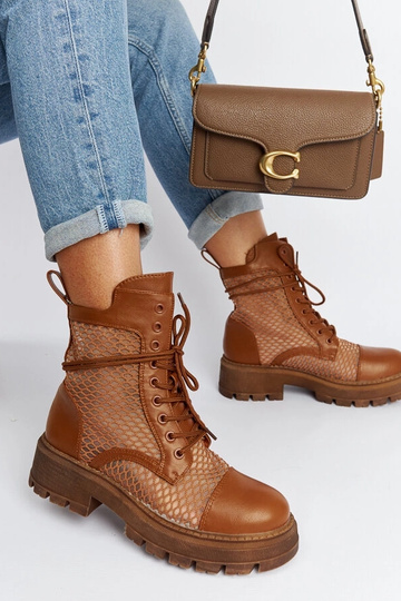 Beige boots Huff