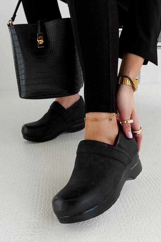 Czarne półbuty na platformie Montoro