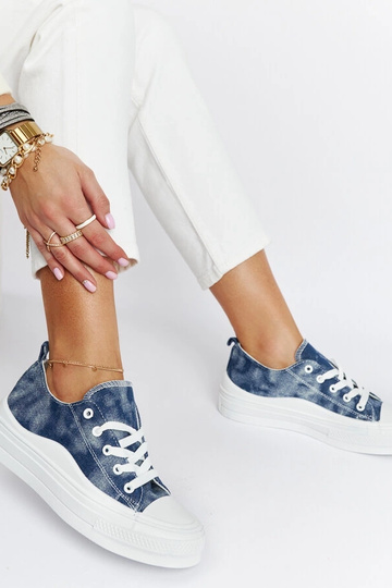 Beige trainers Venancia