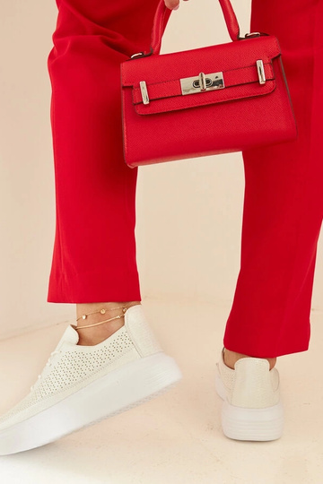 White trainers Justar 2