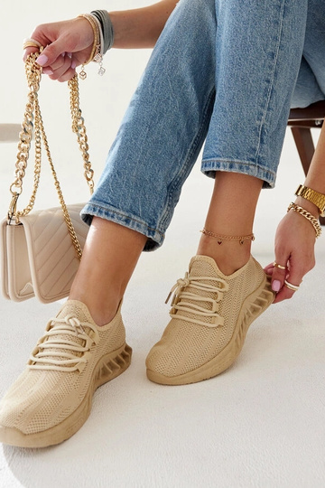 Beżowe materiałowe sneakersy Weekley 2