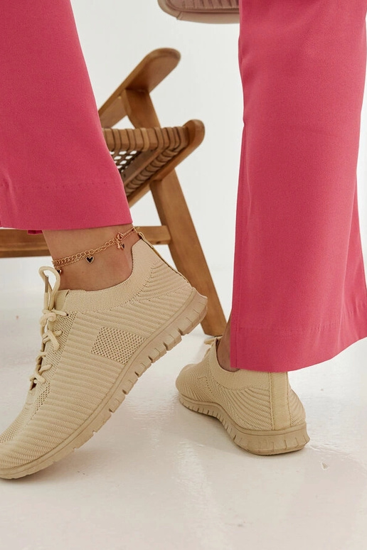 Pink sports sneakers by Donatil