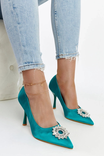 Beige high heel pumps Unos