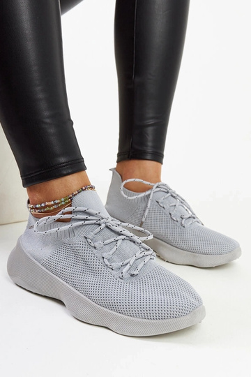 Szare sneakersy sportowe...