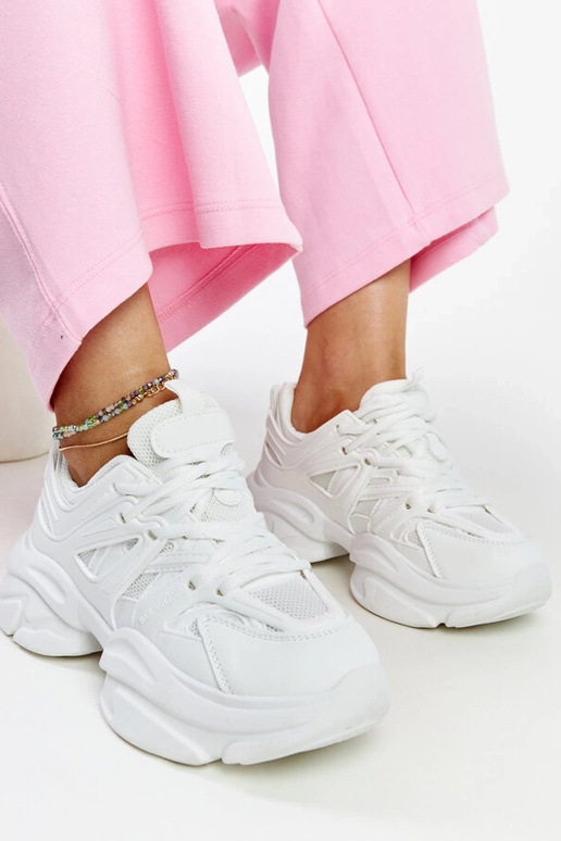 Białe sportowe sneakersy Feaven
