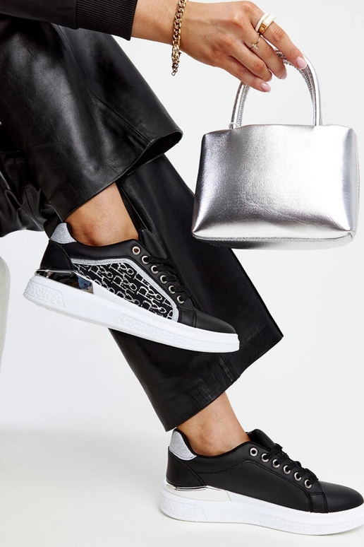 Czarne sneakersy na platformie z...