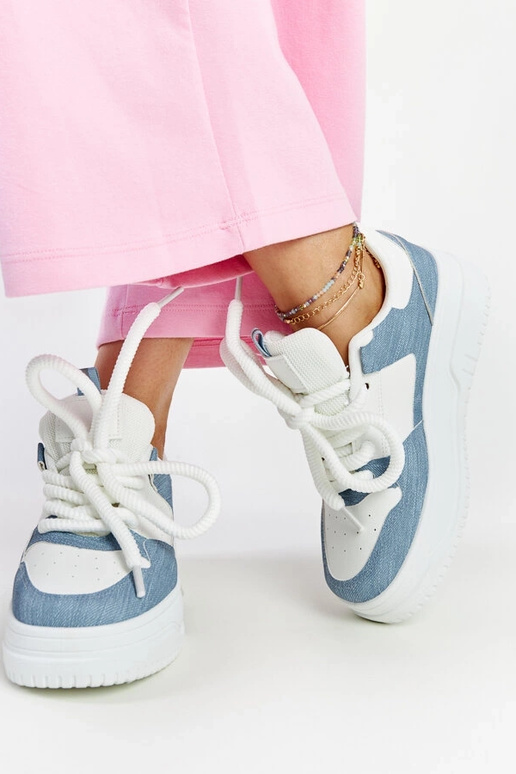 Biało-niebieskie sneakersy na...
