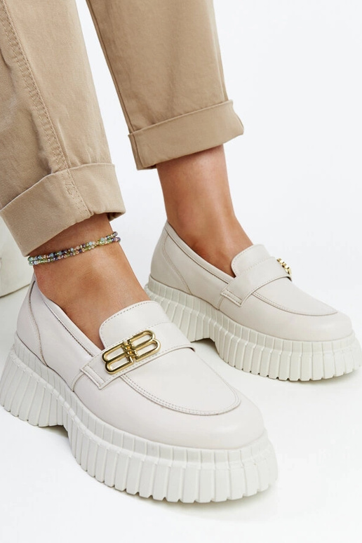 Jasnobeżowe skórzane półbuty Karino Jasnobeżowe skórzane półbuty Karino