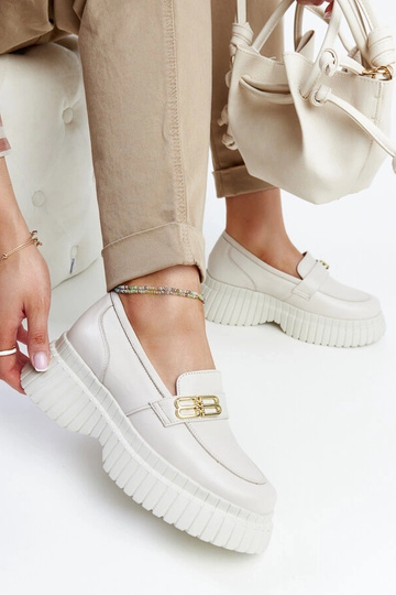 Jasnobeżowe skórzane... 2