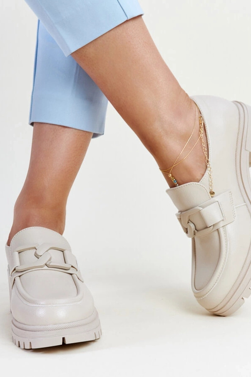 Beżowe półbuty ze skórzaną wkładką... Beżowe półbuty ze skórzaną wkładką...