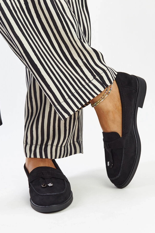 Czarne zamszowe mokasyny Vinceza