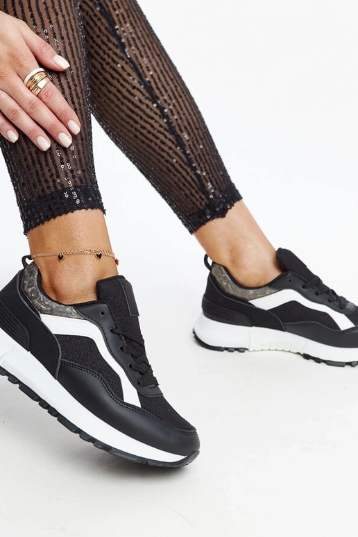 Czarne sneakersy na platformie z...