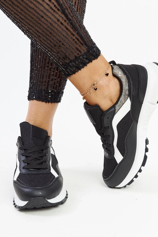 Czarne sneakersy na platformie z...