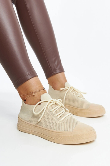 White trainers Justar