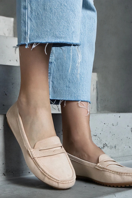 Beżowe mokasyny z eko-zamszu Cellarengo Beżowe mokasyny z eko-zamszu Cellarengo