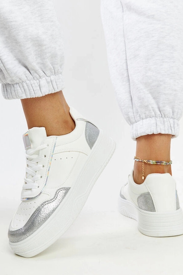 Biało-srebrne sneakersy na grubszej podeszwie Rumai 2
