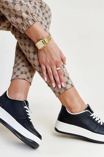 White trainers Justar 2