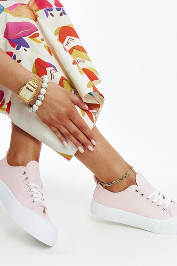 Black trainers Beat 2