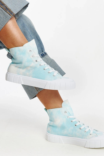 Black trainers Beat