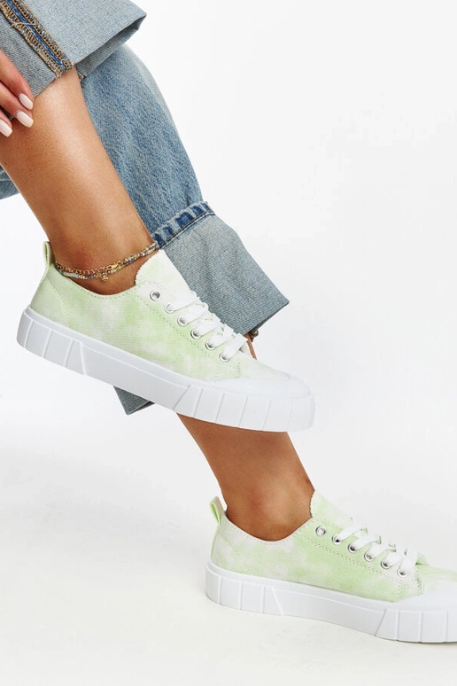 Jasnozielone materiałowe trampki Jerina
