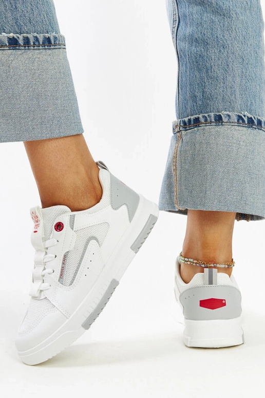 Białe sneakersy damskie CROSS JEANS