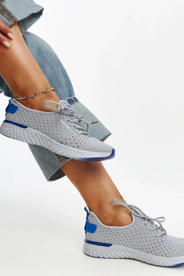 Szare materiałowe sneakersy damskie CROSS JEANS