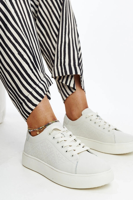 Beżowe trampki skórzane Sireen