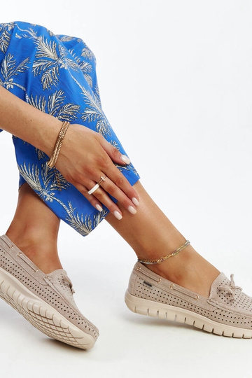 Brązowe mokasyny ze...