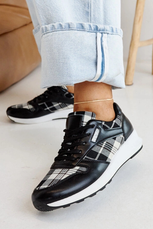 Czarne sneakersy w kratkę Afifah
