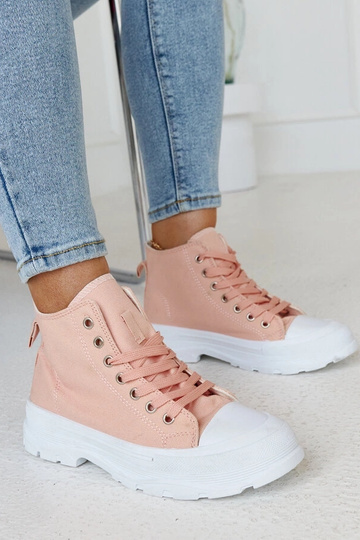 Black trainers Beat