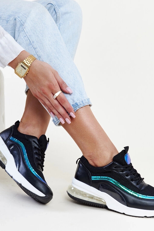 Czarne sneakersy z hologramem Jelka