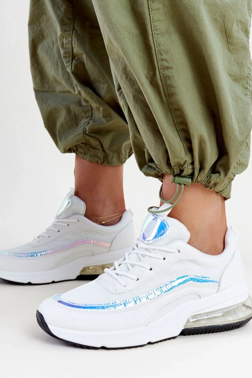 Białe sneakersy z hologramem Jelka