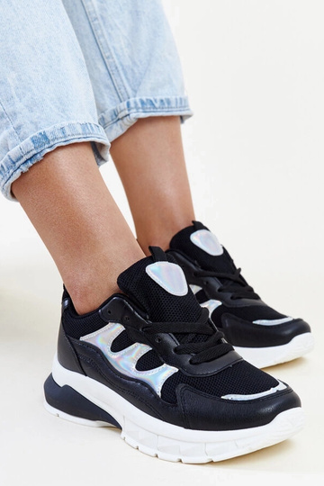 Czarne sneakersy na grubej... 2