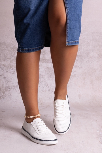 Beige trainers Venancia 2