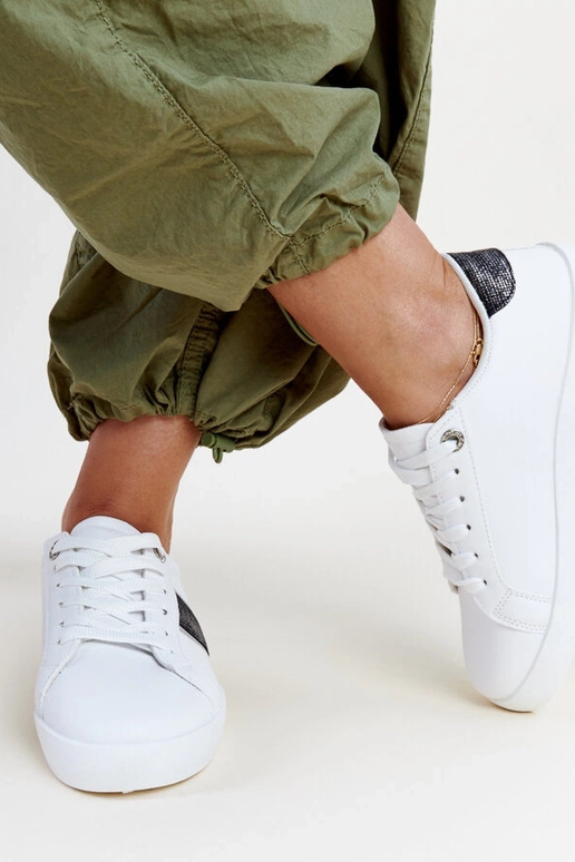 Beige trainers Venancia