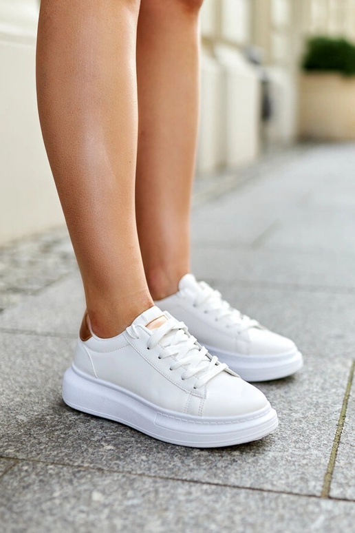 Beige trainers Venancia